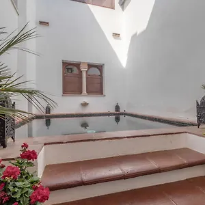 Apartasuites Alberca Deluxe Cordoue